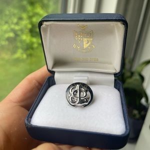 Gamma phi beta official pin